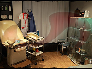 Studio De Sade, Domina | BDSM in Wien