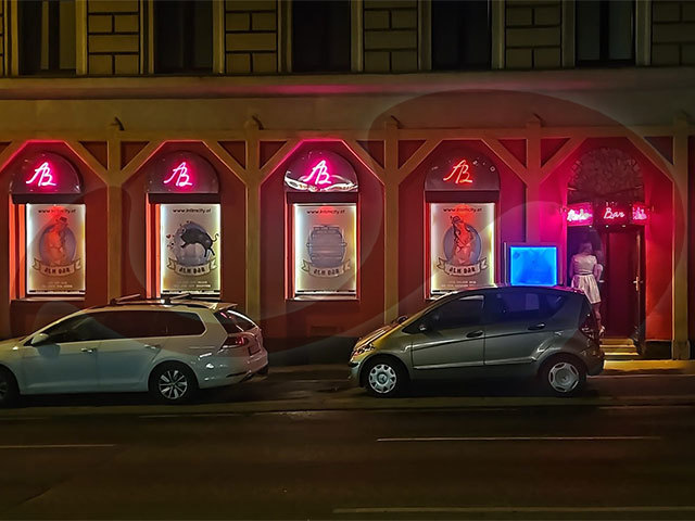 Almbar, Nightclubs | Nachtclubs in Wien